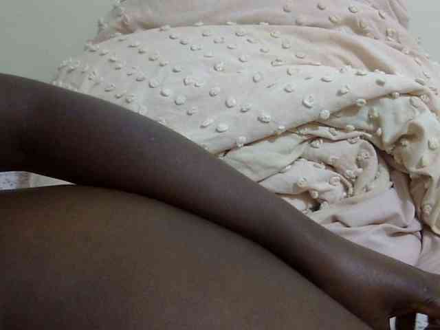 pretty-lioness webcam