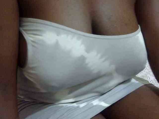 pretty-lioness webcam