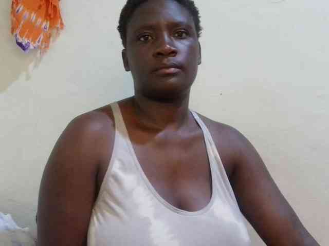 pretty-lioness webcam