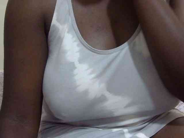 pretty-lioness webcam