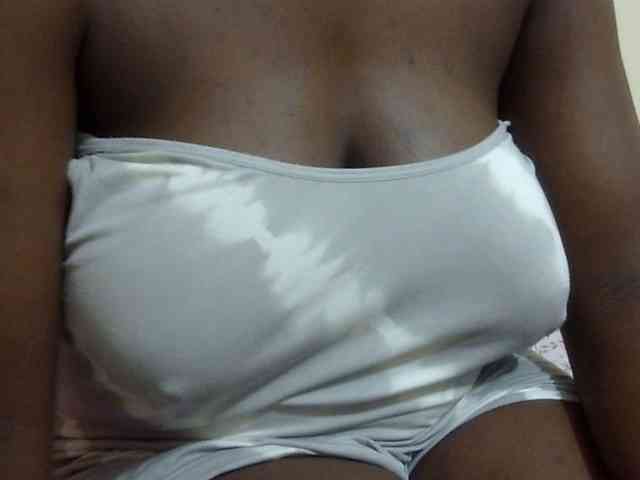 pretty-lioness webcam