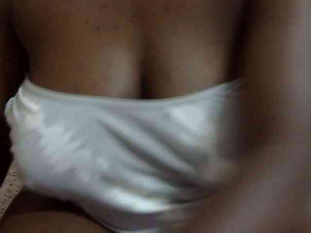 pretty-lioness webcam