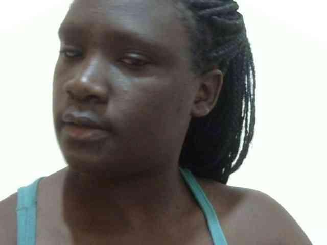 pretty-lioness webcam