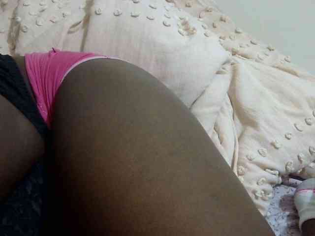 pretty-lioness webcam