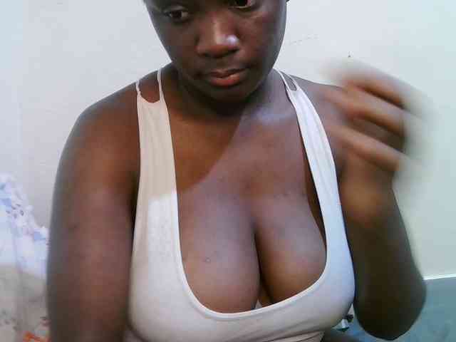 pretty-lioness pretty-lioness