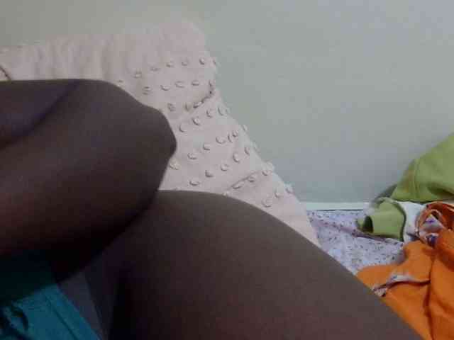 pretty-lioness webcam