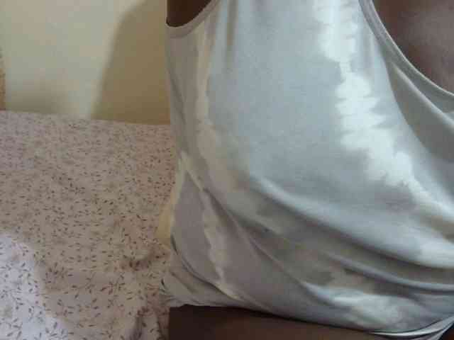 pretty-lioness webcam