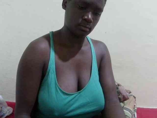 pretty-lioness webcam