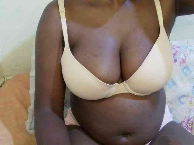 pretty-lioness webcam