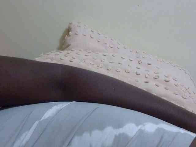 pretty-lioness webcam