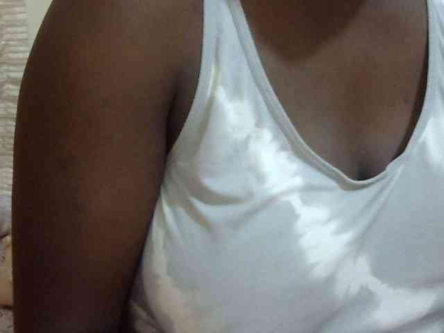 pretty-lioness webcam