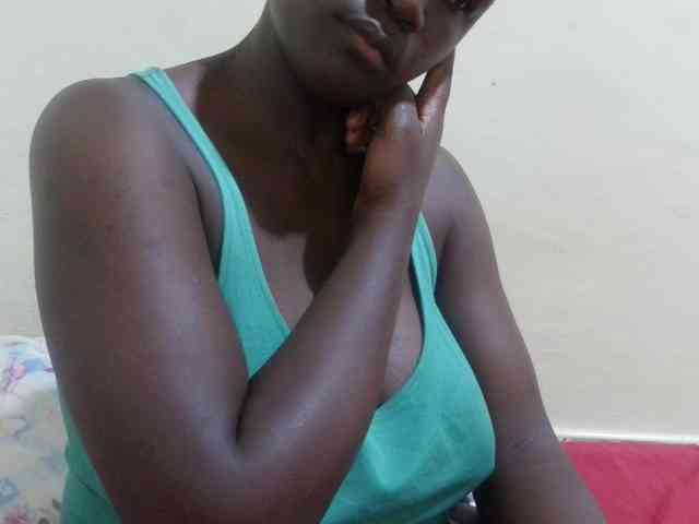 pretty-lioness webcam