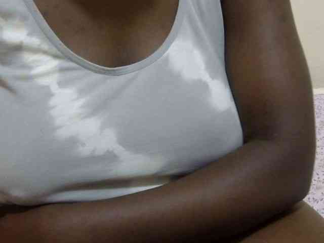 pretty-lioness webcam