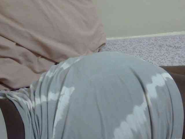 pretty-lioness webcam