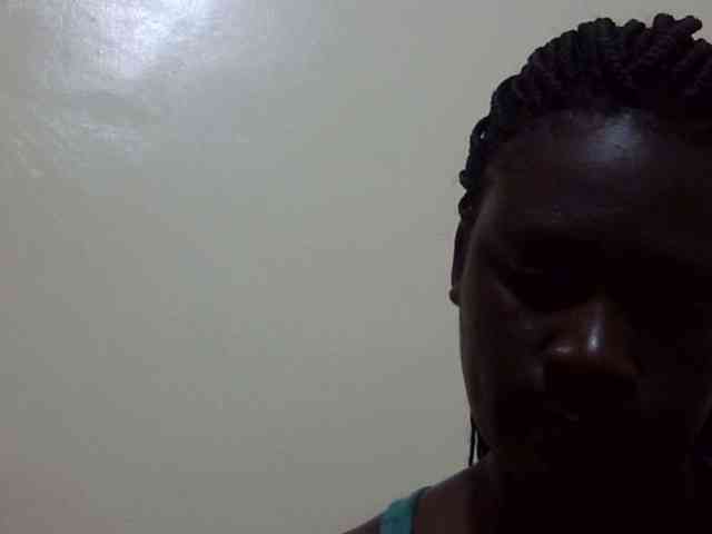 pretty-lioness webcam