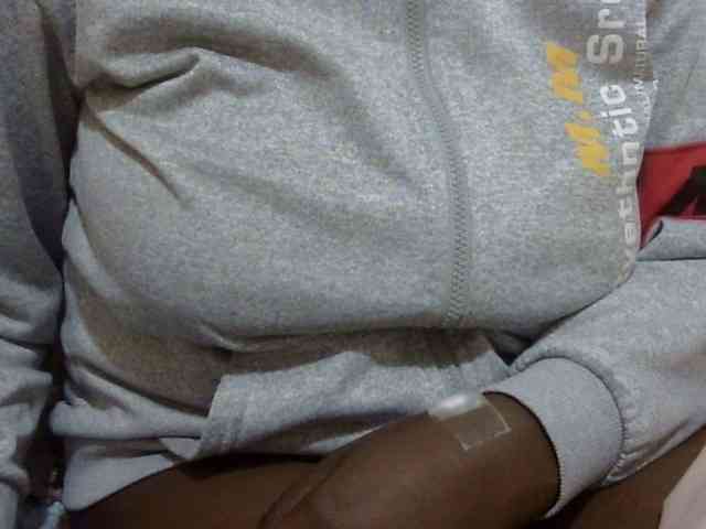 pretty-lioness webcam