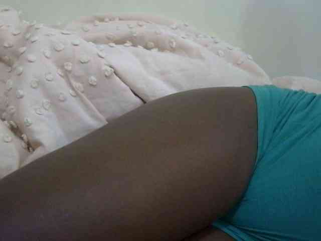 pretty-lioness webcam