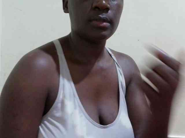 pretty-lioness webcam