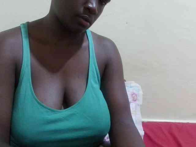 pretty-lioness webcam