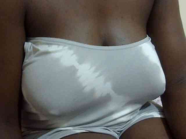 pretty-lioness webcam