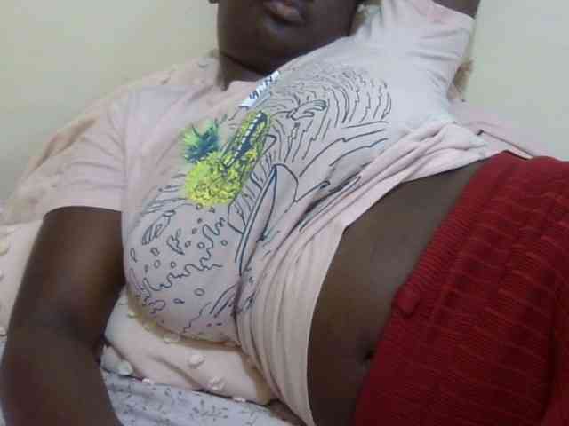 pretty-lioness webcam