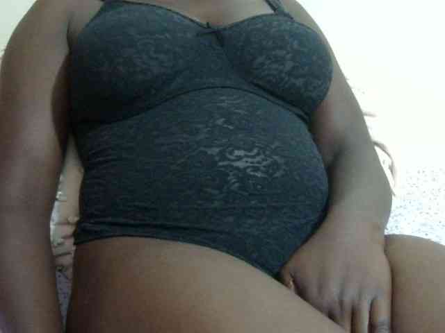 pretty-lioness webcam