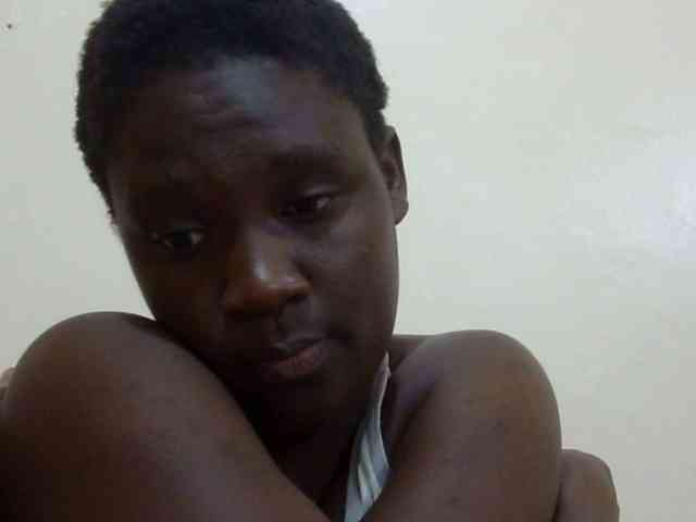 pretty-lioness webcam