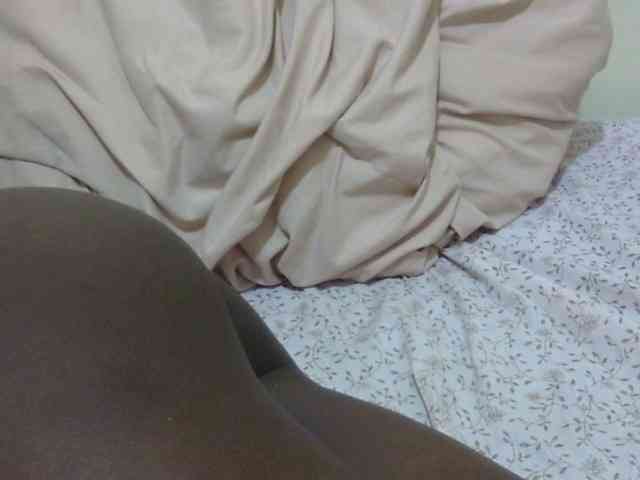 pretty-lioness webcam