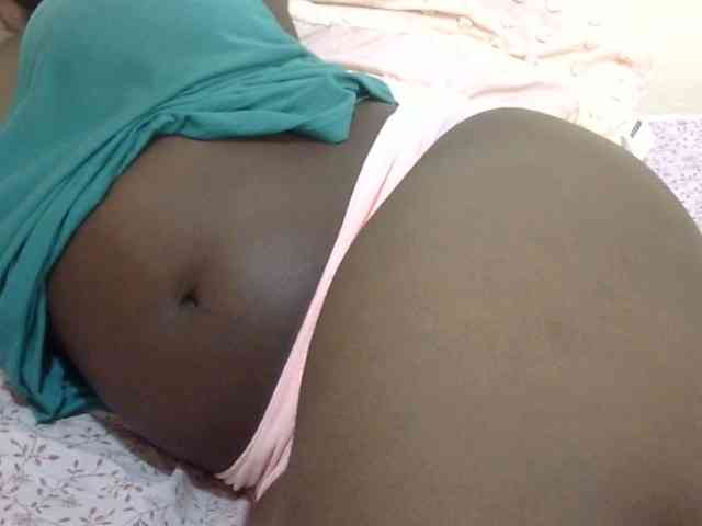 pretty-lioness webcam