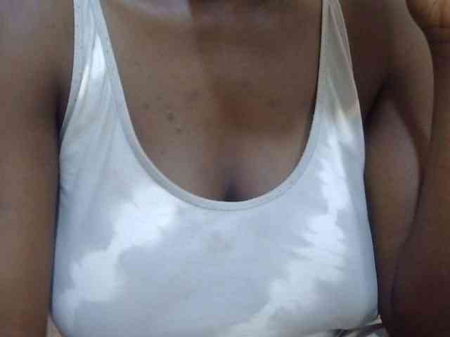 pretty-lioness bongacams