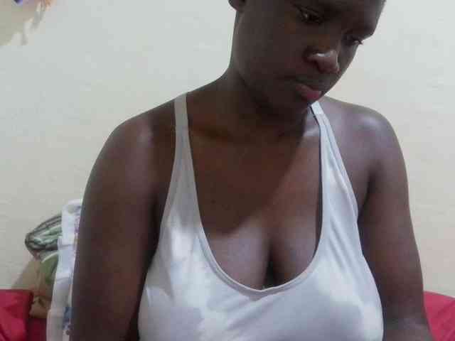 pretty-lioness webcam