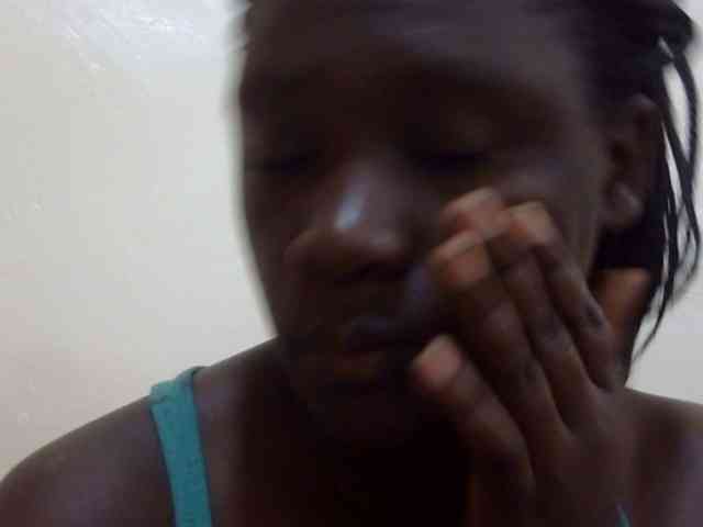 pretty-lioness webcam