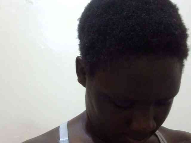 pretty-lioness webcam