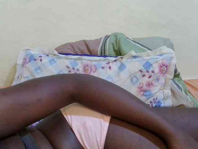 pretty-lioness webcam