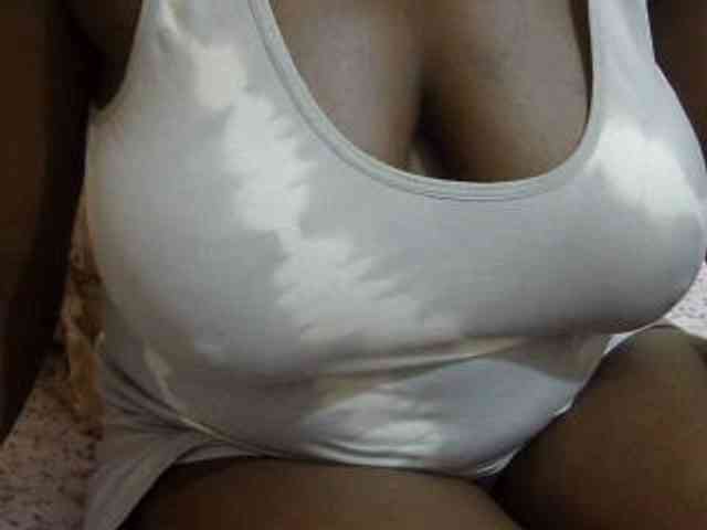 pretty-lioness webcam