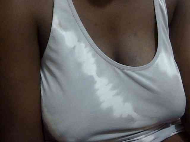 pretty-lioness webcam