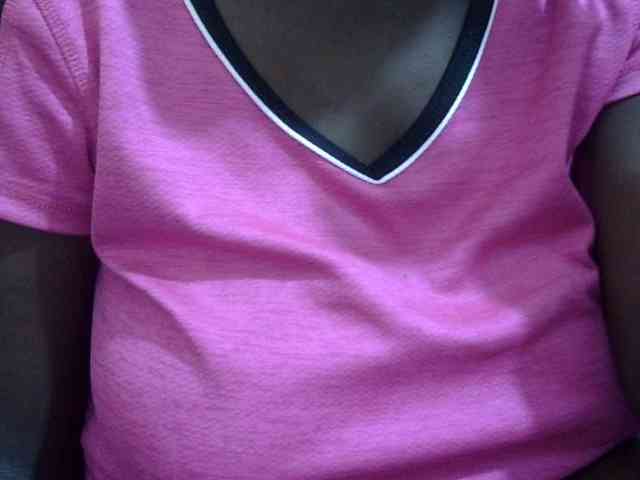 pretty-lioness webcam