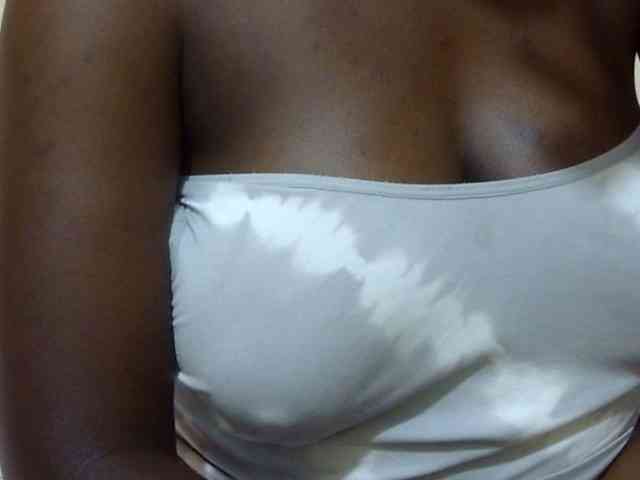 pretty-lioness webcam