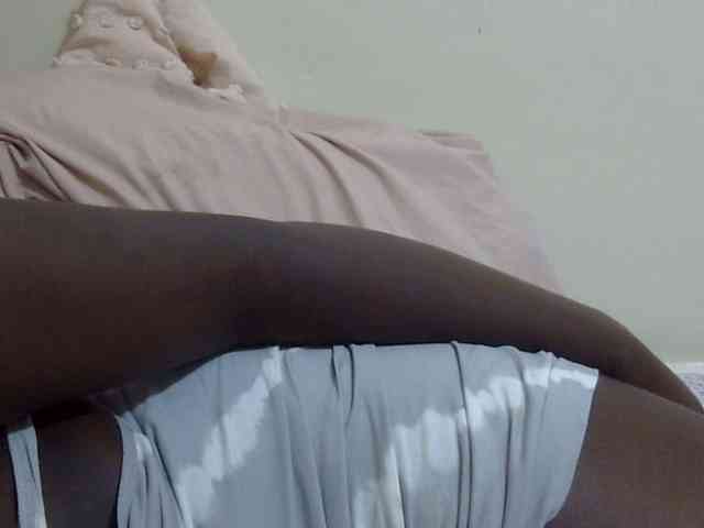 pretty-lioness webcam