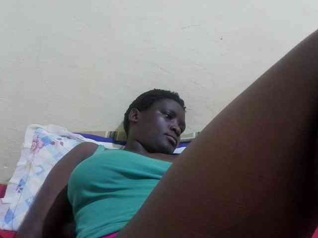 pretty-lioness webcam