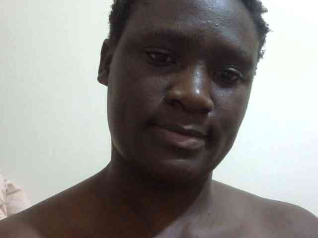 pretty-lioness webcam