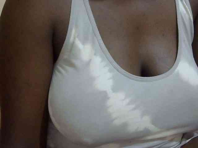 pretty-lioness webcam