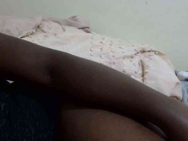 pretty-lioness webcam