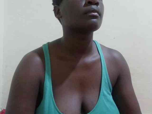 pretty-lioness webcam