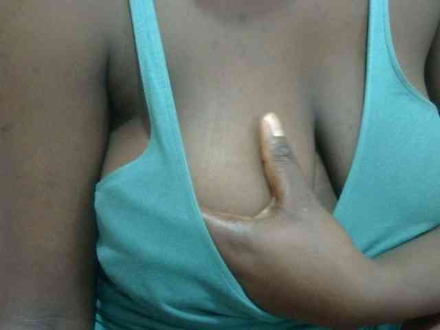 pretty-lioness webcam