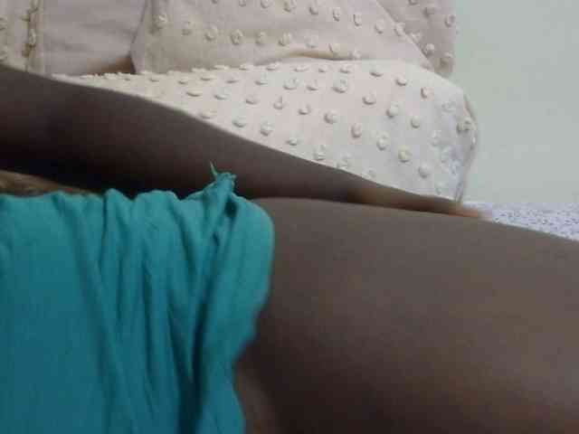 pretty-lioness webcam