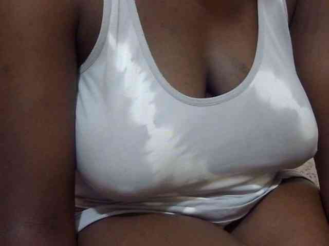 pretty-lioness webcam