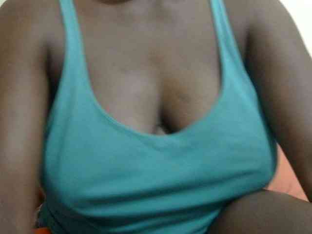 pretty-lioness webcam