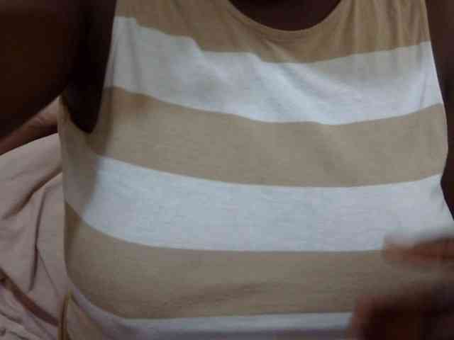 pretty-lioness webcam