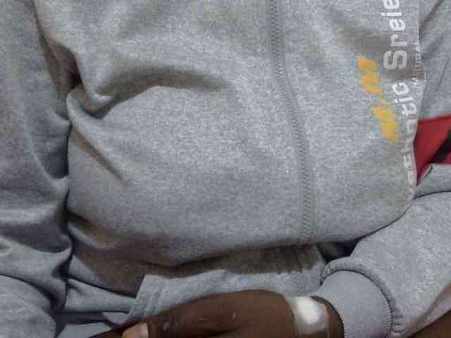 pretty-lioness webcam